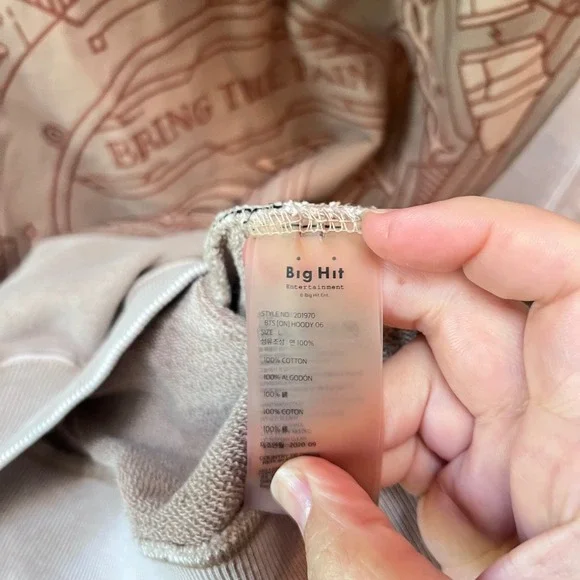 BTS‎ OFFICIAL Bring the Pain Hoodie Long Sleeve Graphic Print Sweatshirt Size L - Picture 5 of 5